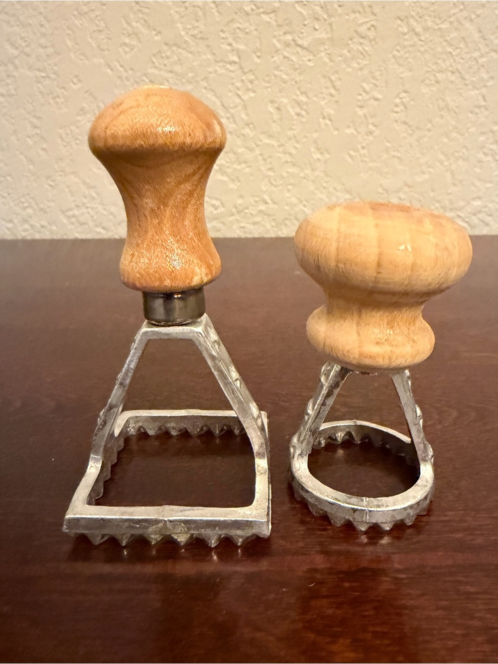 Mini Ravioli Hand Press Aluminum Frame Wooden Handle Set Of 2 Square & Round